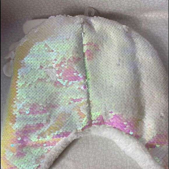 L.O.L. SURPRISE GIRLS Sequin Hat and Glove Set - Picture 6 of 6